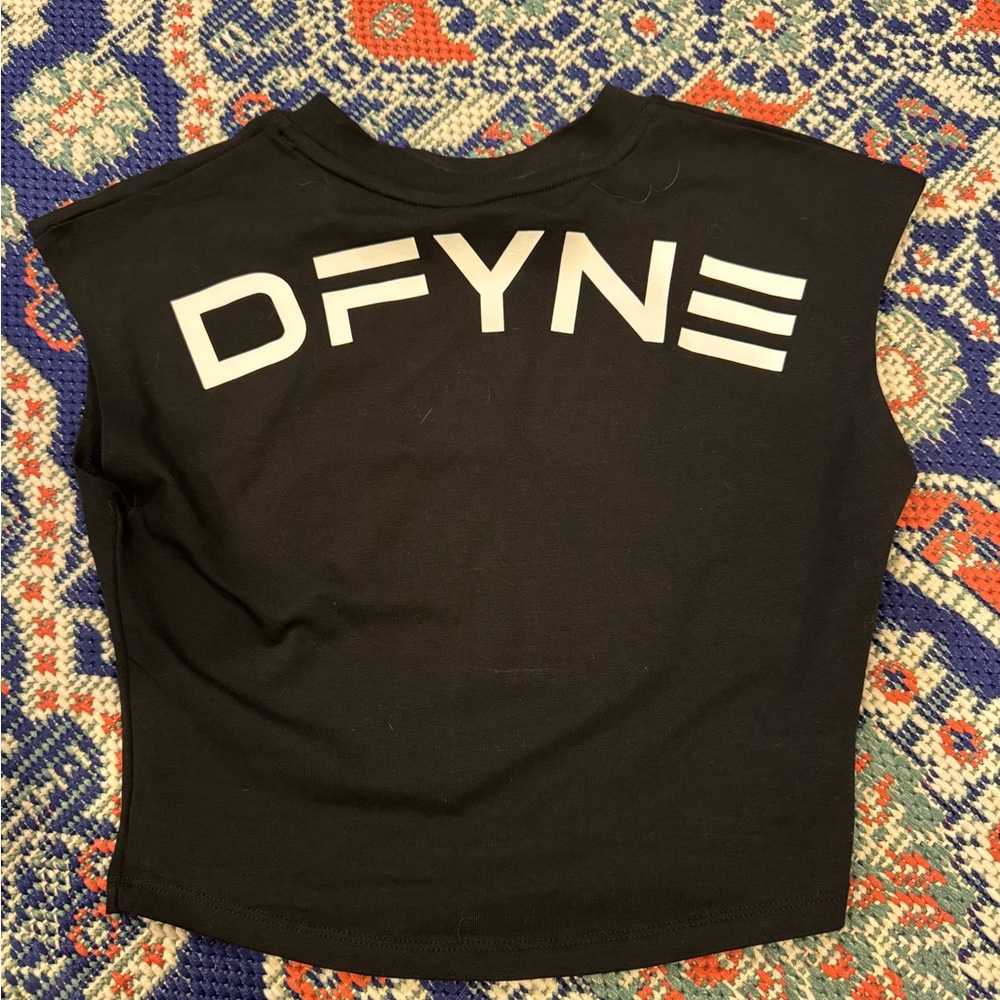 DFYNE Black Women's Crop Top